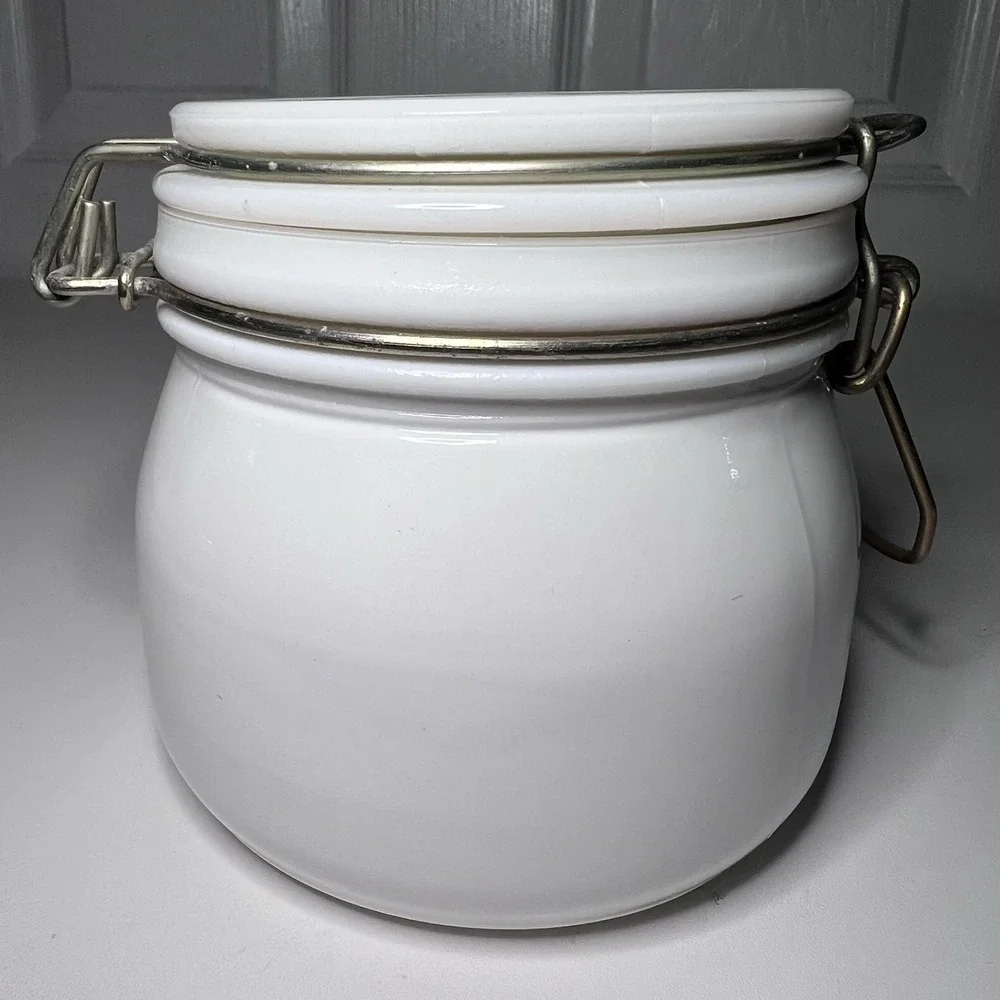Vintage Milk‎ Glass Wheaton Lidded Jar Canister Bale Clamp Locking- No Gasket
